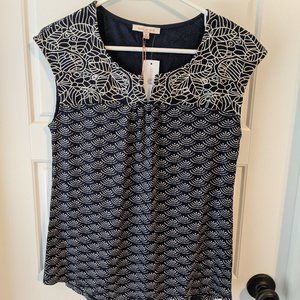 SKIES ARE BLUE Delila Embroidery Neckline Knit Top